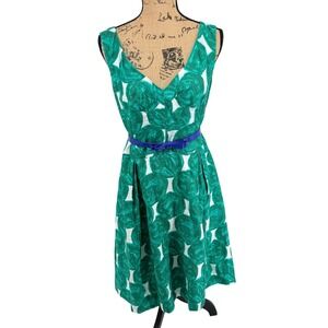 ModCloth Fit and Flare Dress XL Green White Belted V-Neck Pin Up Graduation Day